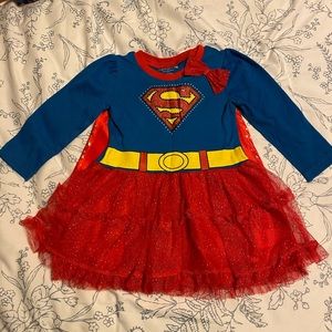 Supergirl 2T shirt with detachable cape